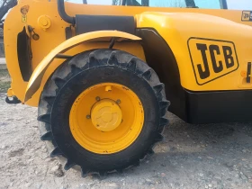 Телескопичен товарач JCB 530.7, снимка 8