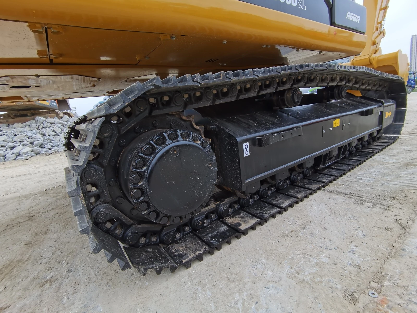 ����� Cat 330 | Mobile.bg � ����������� 7