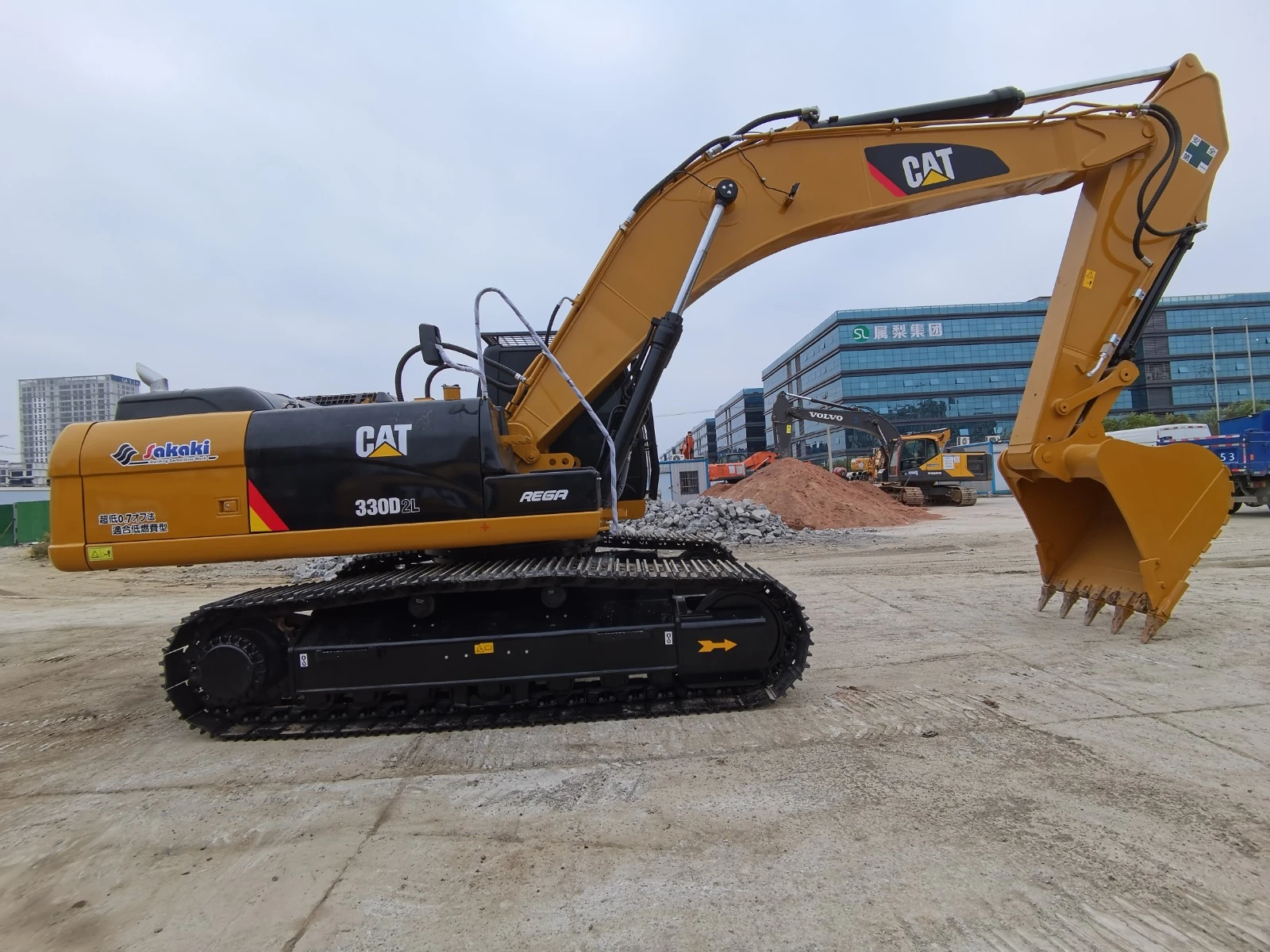 ����� Cat 330 | Mobile.bg � ����������� 2
