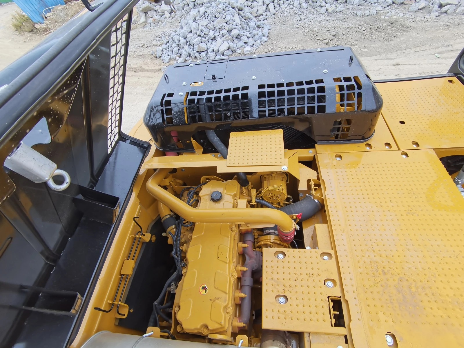 ����� Cat 330 | Mobile.bg � ����������� 13