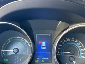 Toyota Auris 1.8Hybrid e-CVT Edition S Facelift- в Гаранция, снимка 10