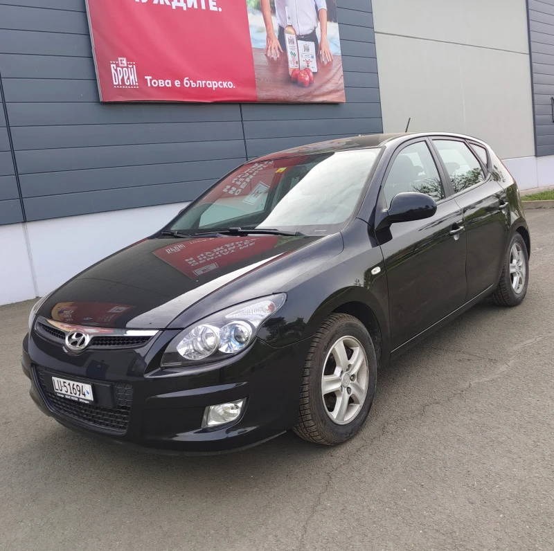 Hyundai I30 1.6i 16V Swiss Aut., снимка 15 - Автомобили и джипове - 43451826