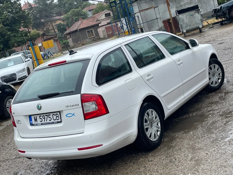 Skoda Octavia 1.6TDI* NAVI, снимка 4 - Автомобили и джипове - 47202781