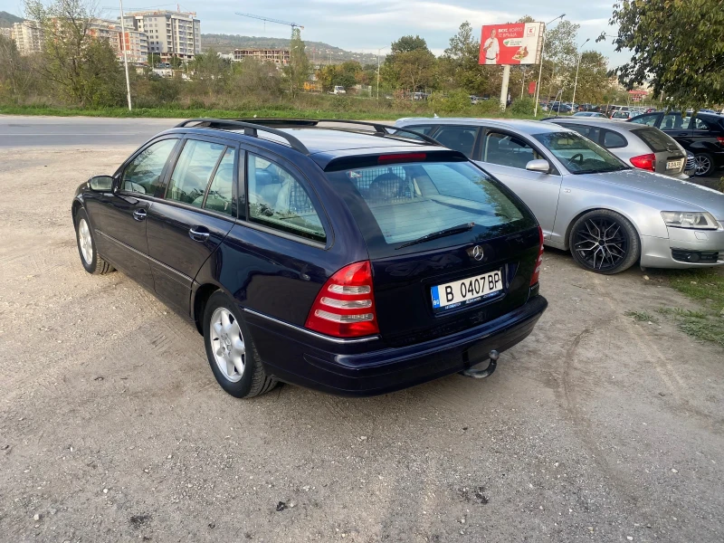 Mercedes-Benz C 200 Kompressor LPG, снимка 3 - Автомобили и джипове - 47535693