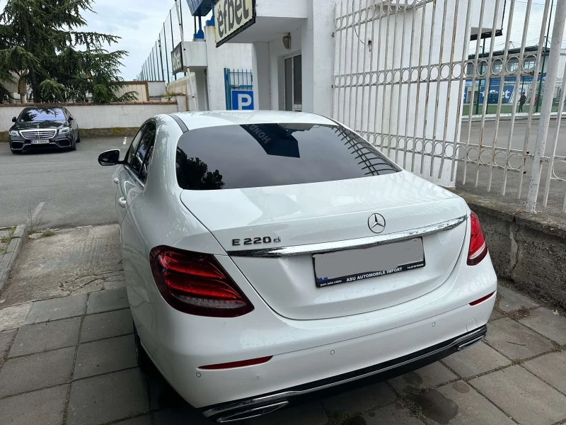 Mercedes-Benz E 220 e220d AMG53Line, снимка 7 - Автомобили и джипове - 47549527