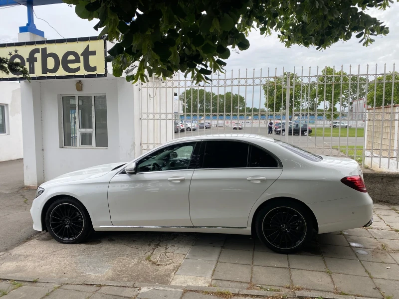 Mercedes-Benz E 220 e220d AMG53Line, снимка 2 - Автомобили и джипове - 47549527