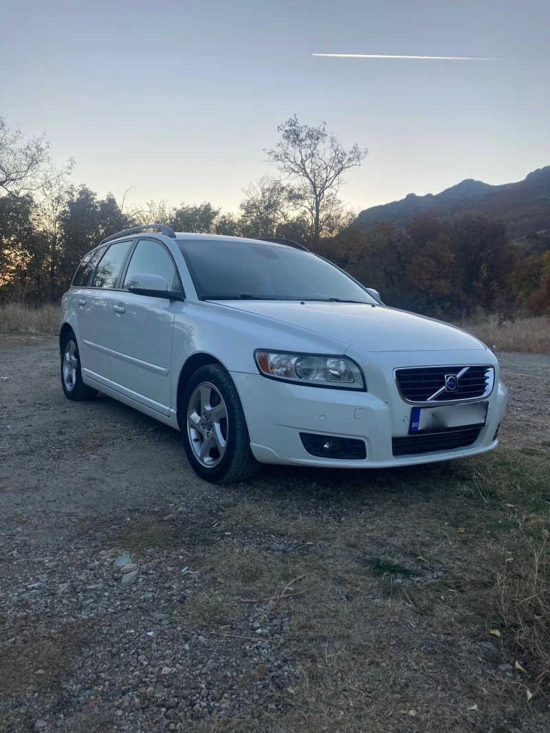 Volvo V50, снимка 1 - Автомобили и джипове - 47954848