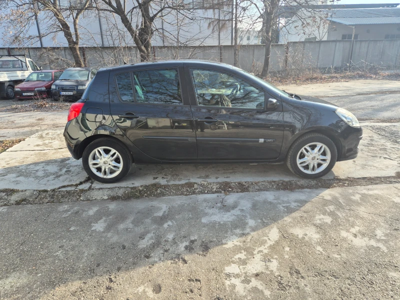 Renault Clio 1.5 cdi, снимка 3 - Автомобили и джипове - 49110780