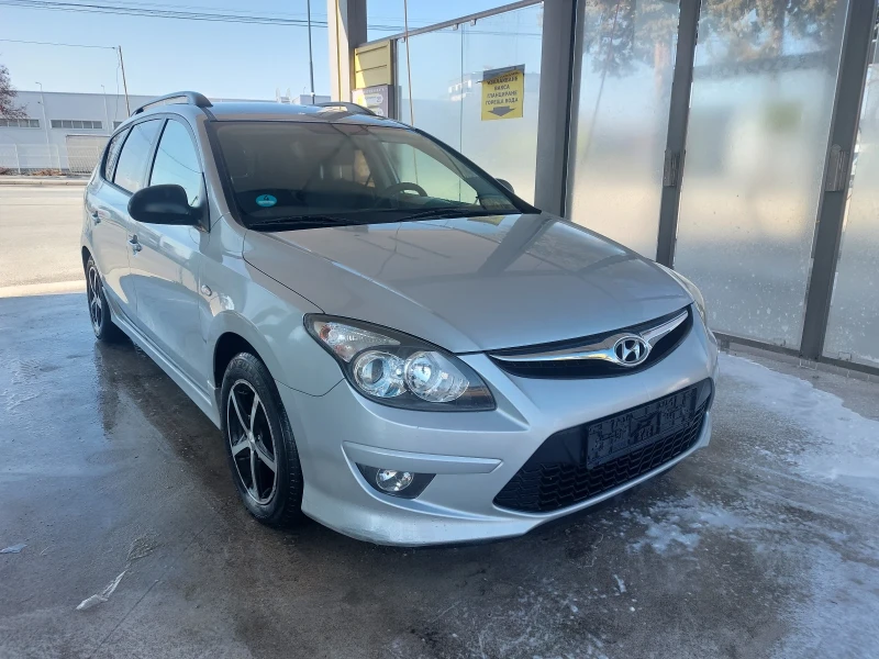 Hyundai I30 1.6 дизел Топ оферта , снимка 2 - Автомобили и джипове - 49331295