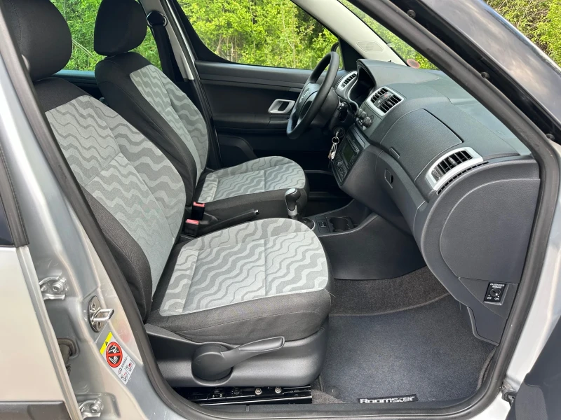 Skoda Roomster 1.2 БЕНЗИН-ГАЗ, снимка 8 - Автомобили и джипове - 50129633