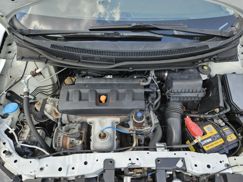 Honda Civic 1.8i-141кс= АВТОМАТ= НАВИ= ПОДГРЕВ, снимка 17 - Автомобили и джипове - 50976195