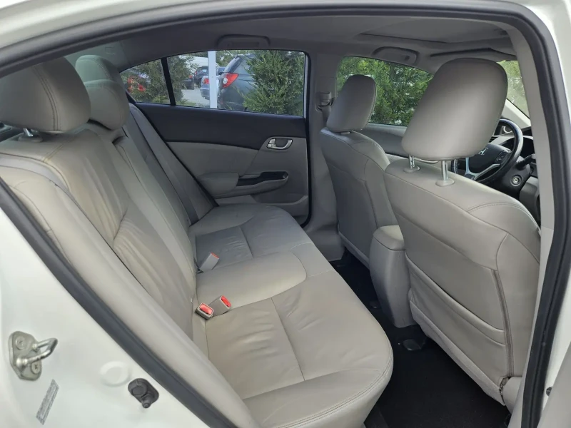Honda Civic 1.8i-141кс= АВТОМАТ= НАВИ= ПОДГРЕВ, снимка 14 - Автомобили и джипове - 50976195