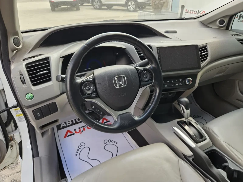 Honda Civic 1.8i-141кс= АВТОМАТ= НАВИ= ПОДГРЕВ, снимка 8 - Автомобили и джипове - 50976195