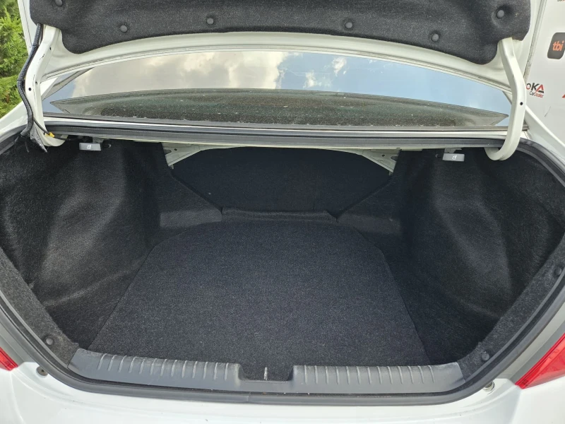 Honda Civic 1.8i-141кс= АВТОМАТ= НАВИ= ПОДГРЕВ, снимка 10 - Автомобили и джипове - 50976195