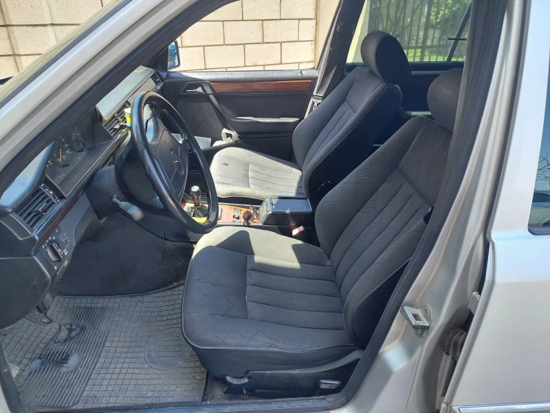 Mercedes-Benz 124 E 300D, 24V, снимка 4 - Автомобили и джипове - 52299733