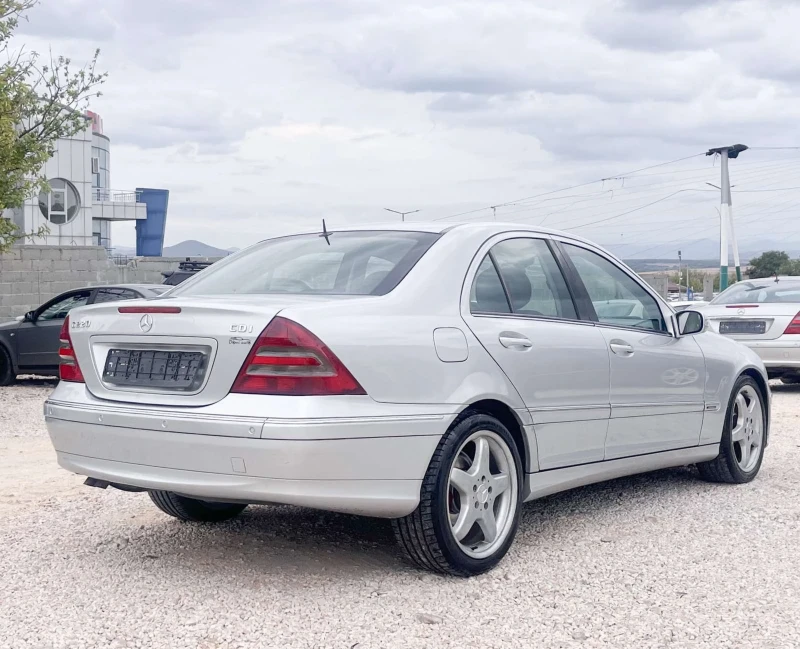 Mercedes-Benz C 220 Avtomat koga navi, снимка 6 - Автомобили и джипове - 52639181