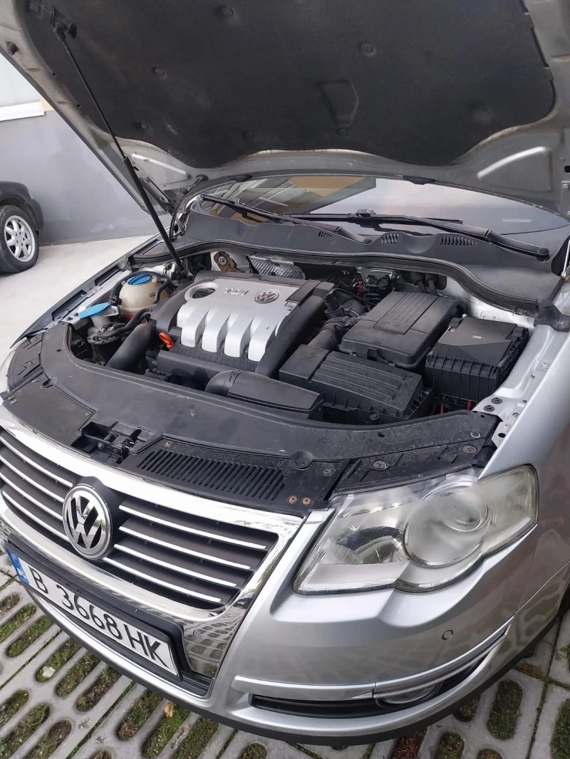 VW Passat, снимка 7 - Автомобили и джипове - 52370367