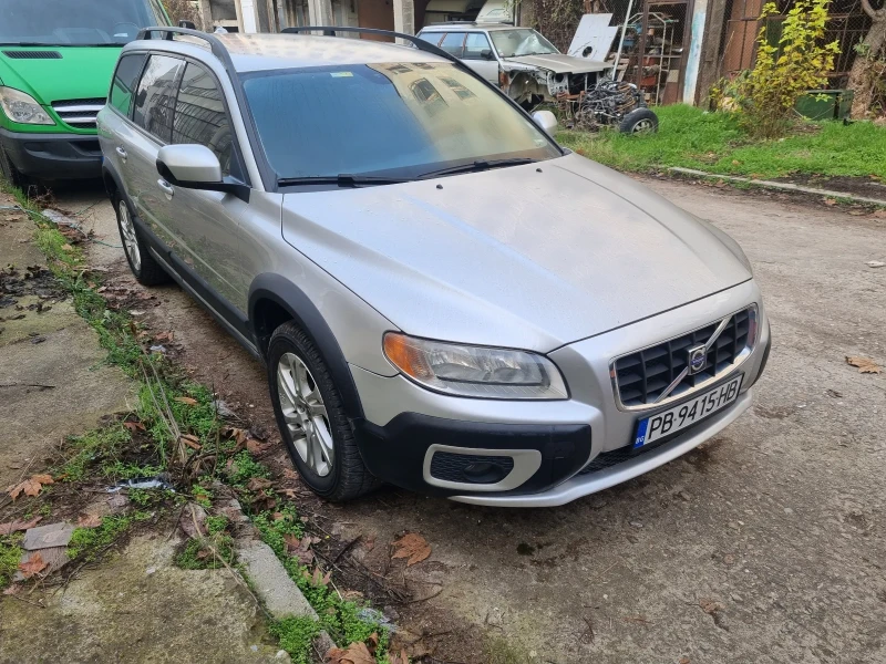 Volvo Xc70 D5 AWD, снимка 4 - Автомобили и джипове - 52839358