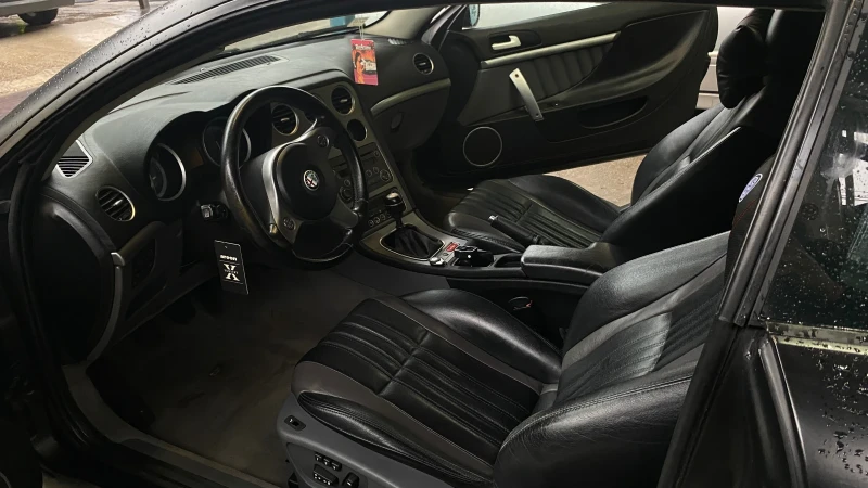 Alfa Romeo Brera, снимка 5 - Автомобили и джипове - 52937357