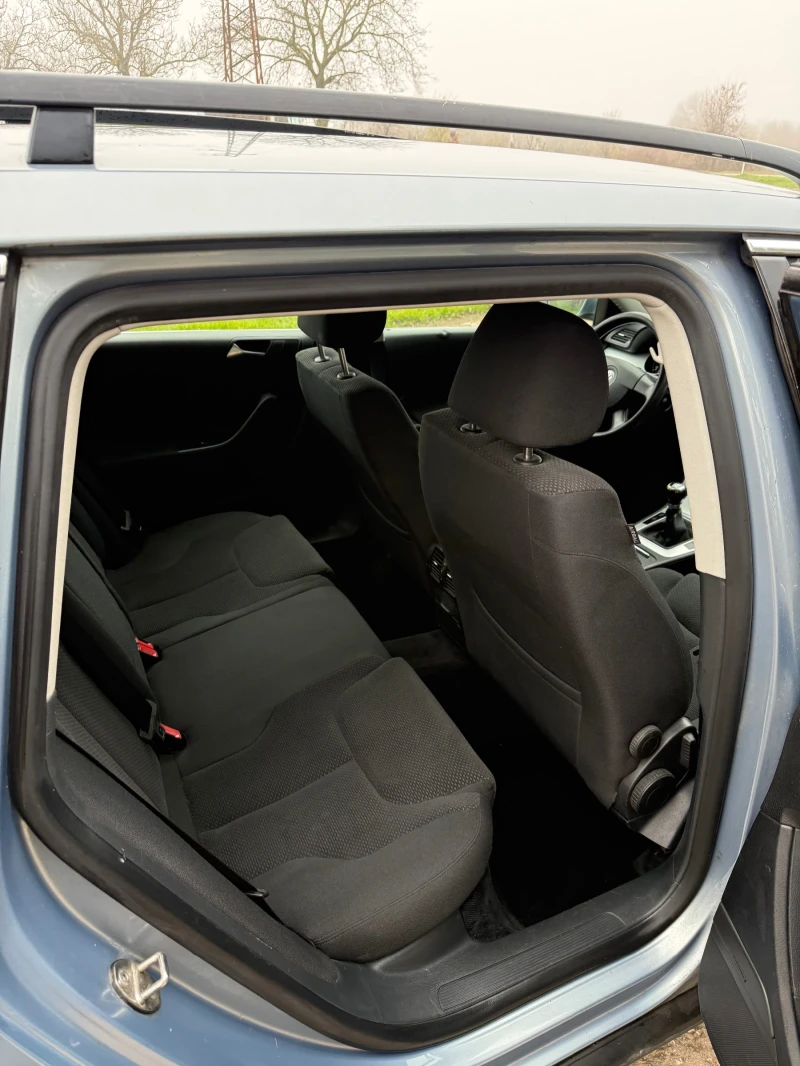 VW Passat, снимка 10 - Автомобили и джипове - 53100274