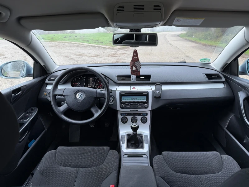 VW Passat, снимка 7 - Автомобили и джипове - 53100274