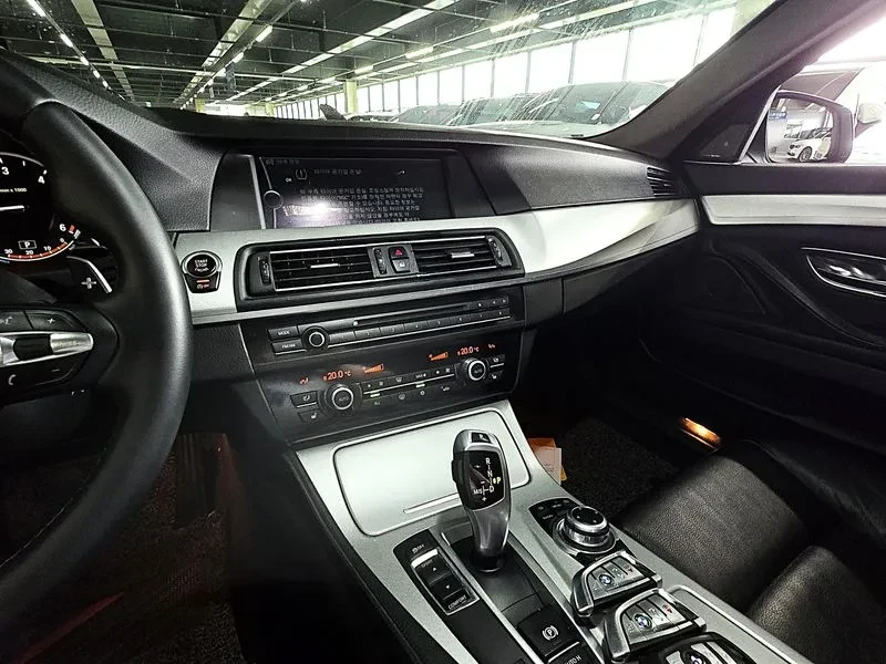 BMW 520 (F10) 520D | Mobile.bg � ����������� 7