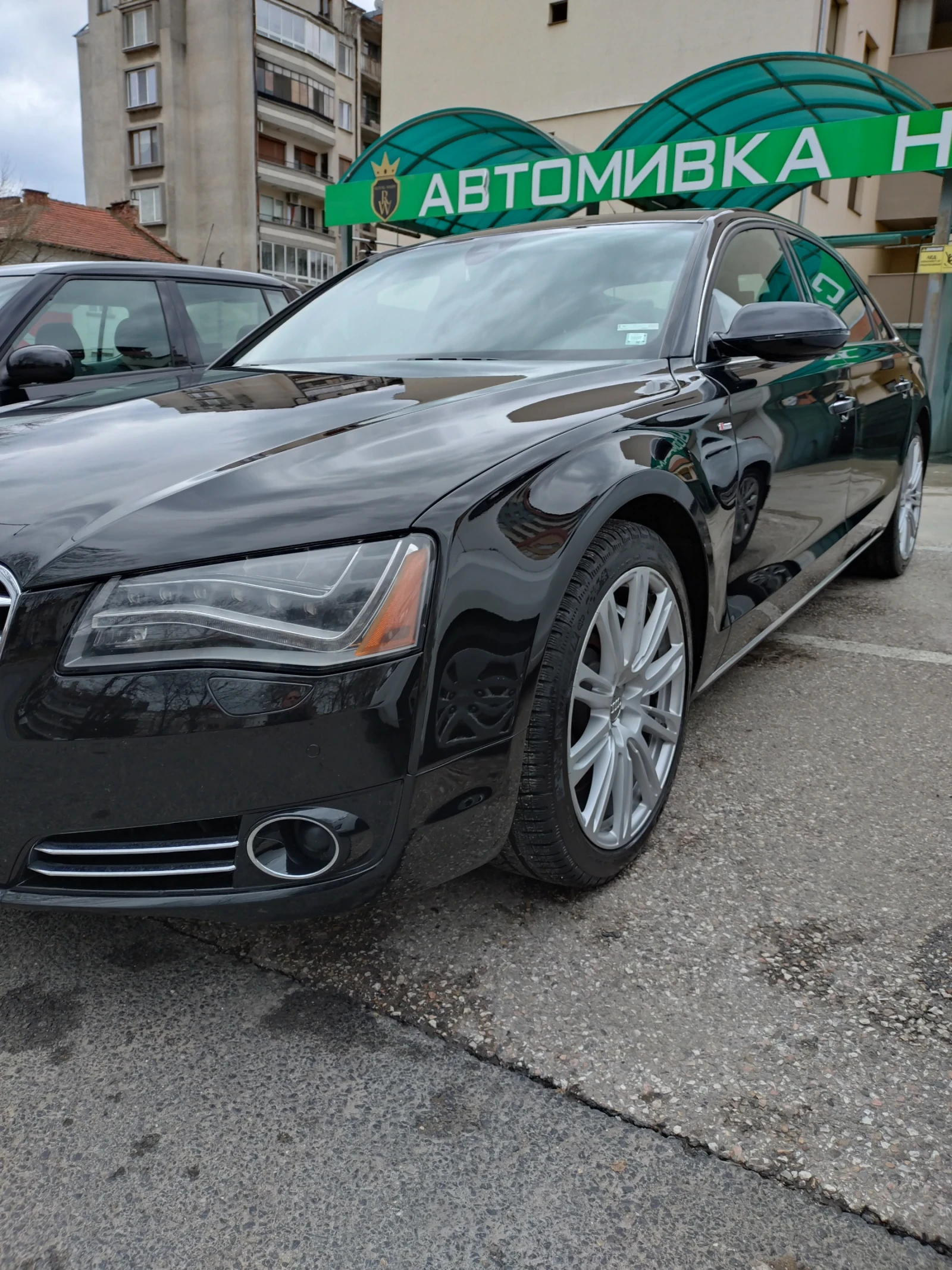Audi A8 4.2 FSI - изображение 6