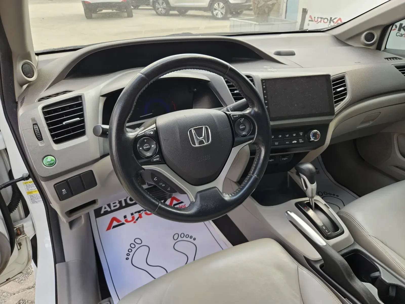 Honda Civic 1.8i-141кс= АВТОМАТ= НАВИ= ПОДГРЕВ - изображение 8