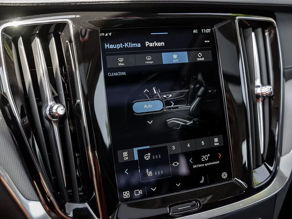 Volvo S60 T8 Recharge = Ultimate Dark = Гаранция - изображение 10