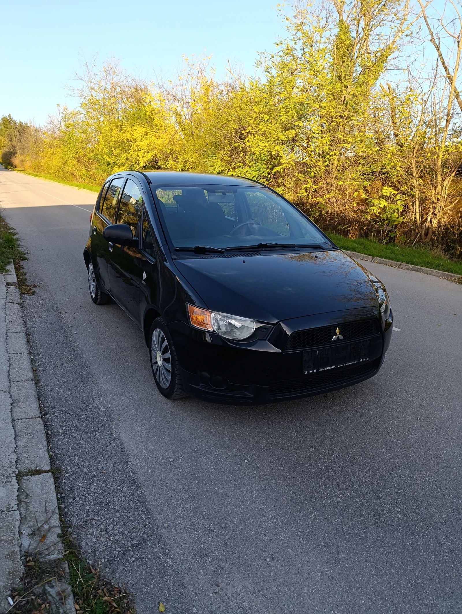 Mitsubishi Colt  - изображение 5