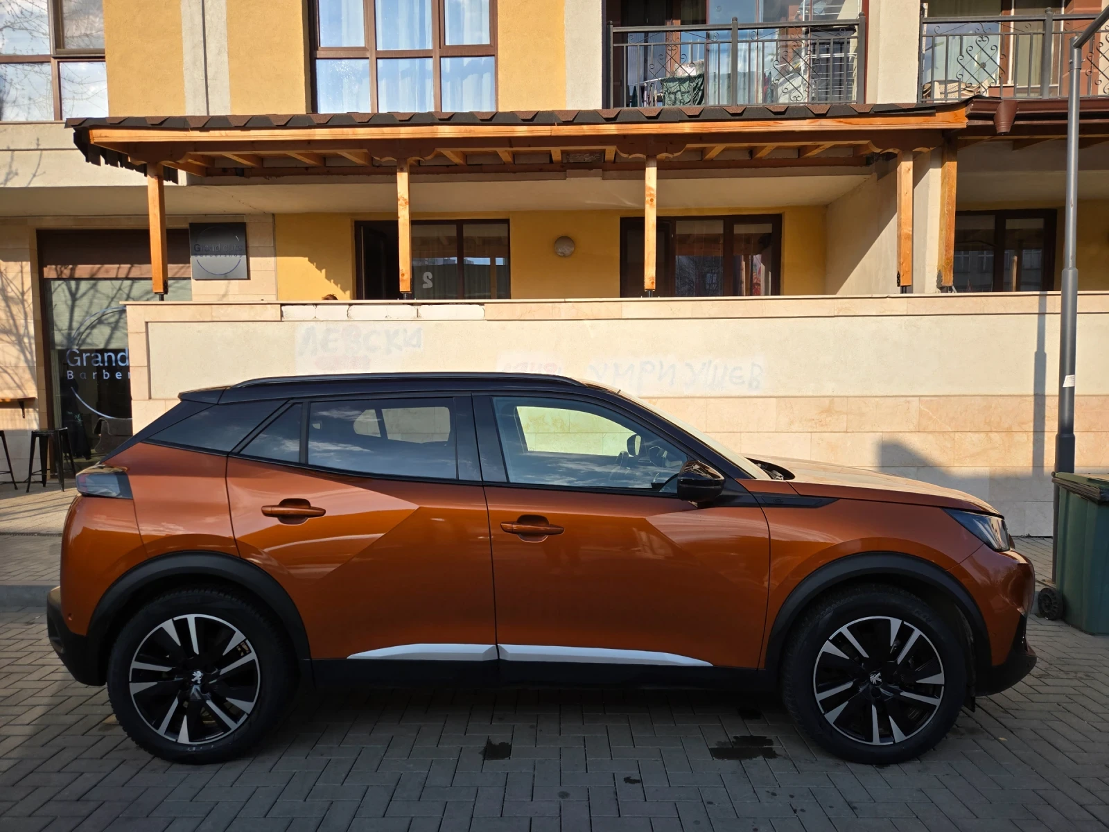 Peugeot 2008 GT* Гаранция до 2029г.* 26k км, снимка 2 - Автомобили и джипове - 53612685