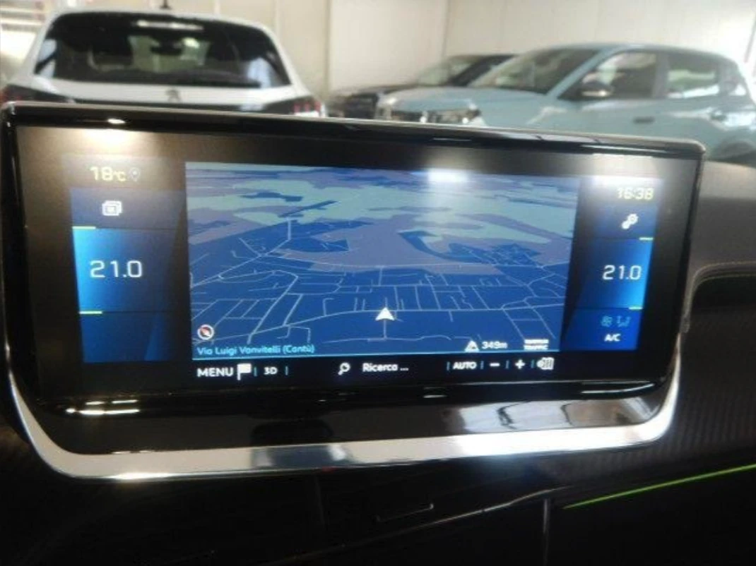 Peugeot 208 e-208 GT Line, снимка 12 - Автомобили и джипове - 53800160