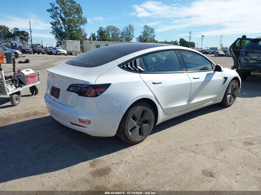Tesla Model 3 Rear-Wheel Drive, снимка 4 - Автомобили и джипове - 53906539