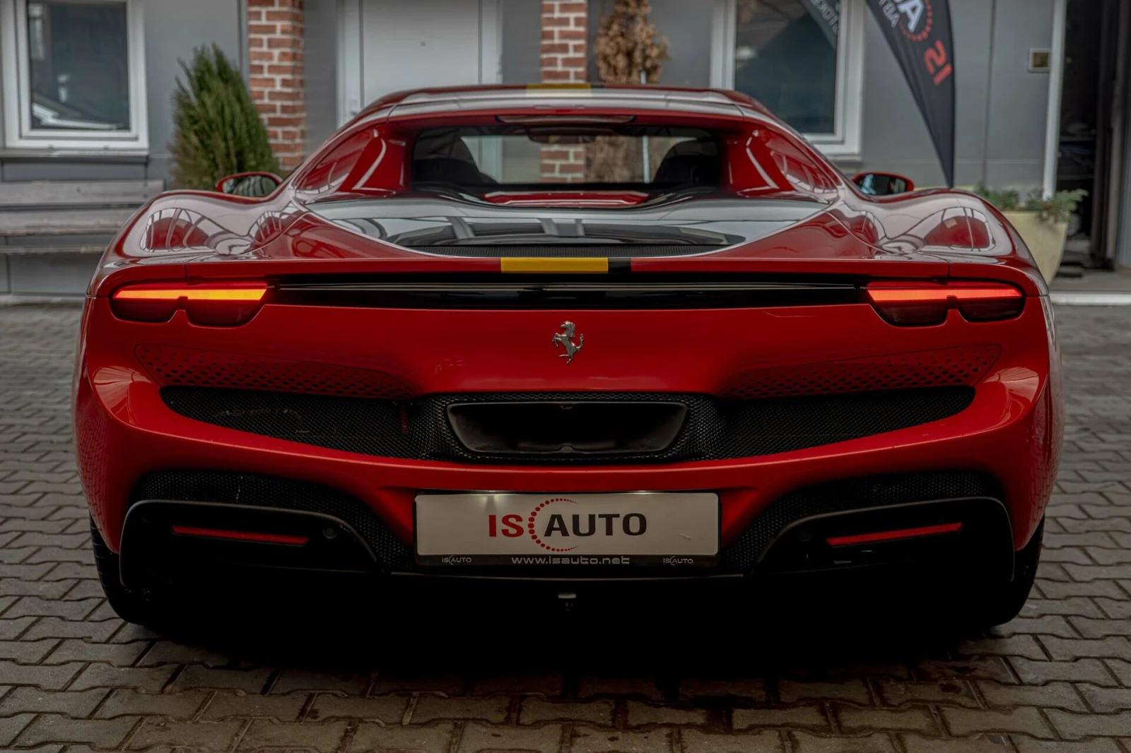 Ferrari 296GTB Fiorano/JBL/Lift/Камера/Керамика/, снимка 5 - Автомобили и джипове - 54071830