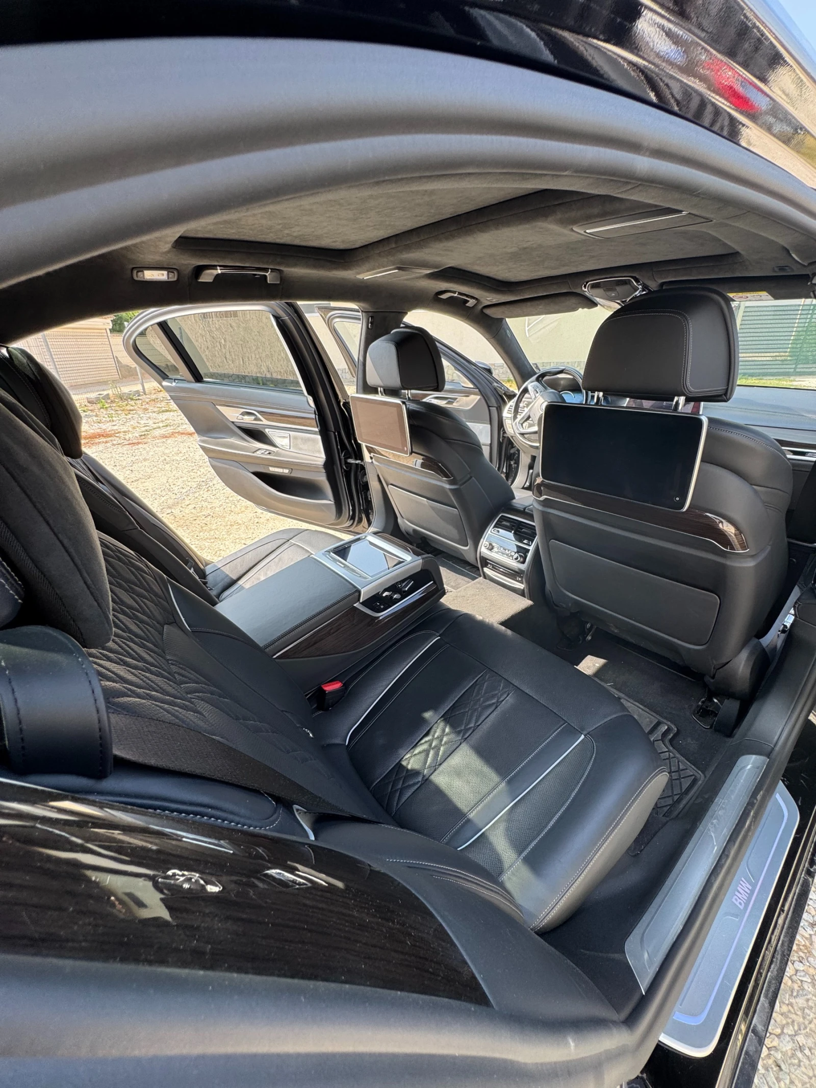 BMW 750 L D XDRIVE, снимка 11 - Автомобили и джипове - 54320910