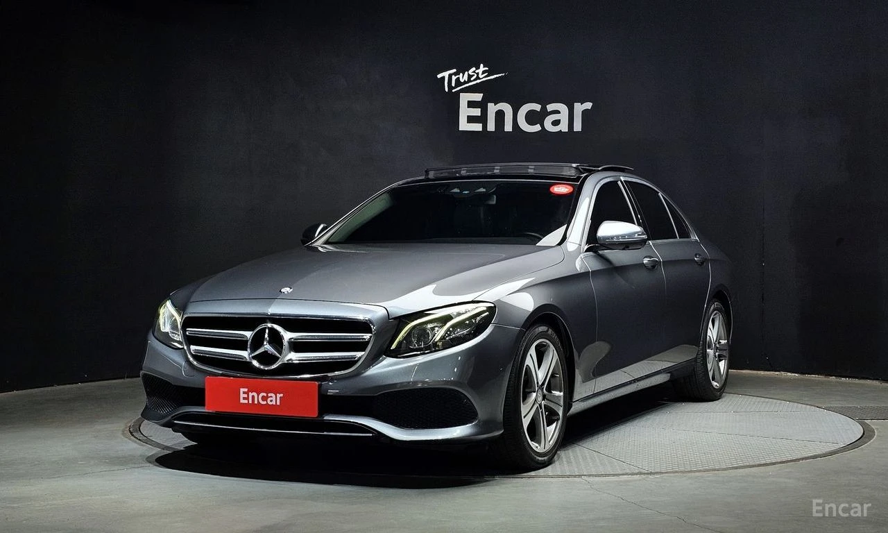 Mercedes-Benz E 300 4MATIC* ДИГИТАЛНО* ТАБЛО* ОБДУХВАНЕ* LANE* ASSIST*