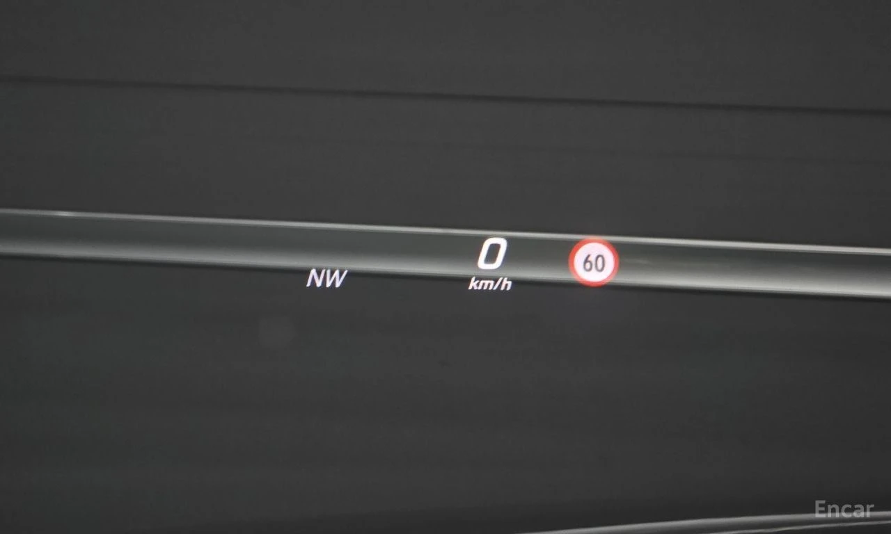 Mercedes-Benz E 300 4MATIC* ДИГИТАЛНО* ТАБЛО* ОБДУХВАНЕ* LANE* ASSIST*, снимка 11 - Автомобили и джипове - 54509156