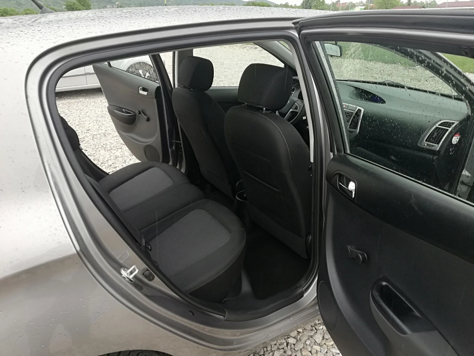 Hyundai I20 1.2I KLIMA ITALI, снимка 12 - Автомобили и джипове - 54638130