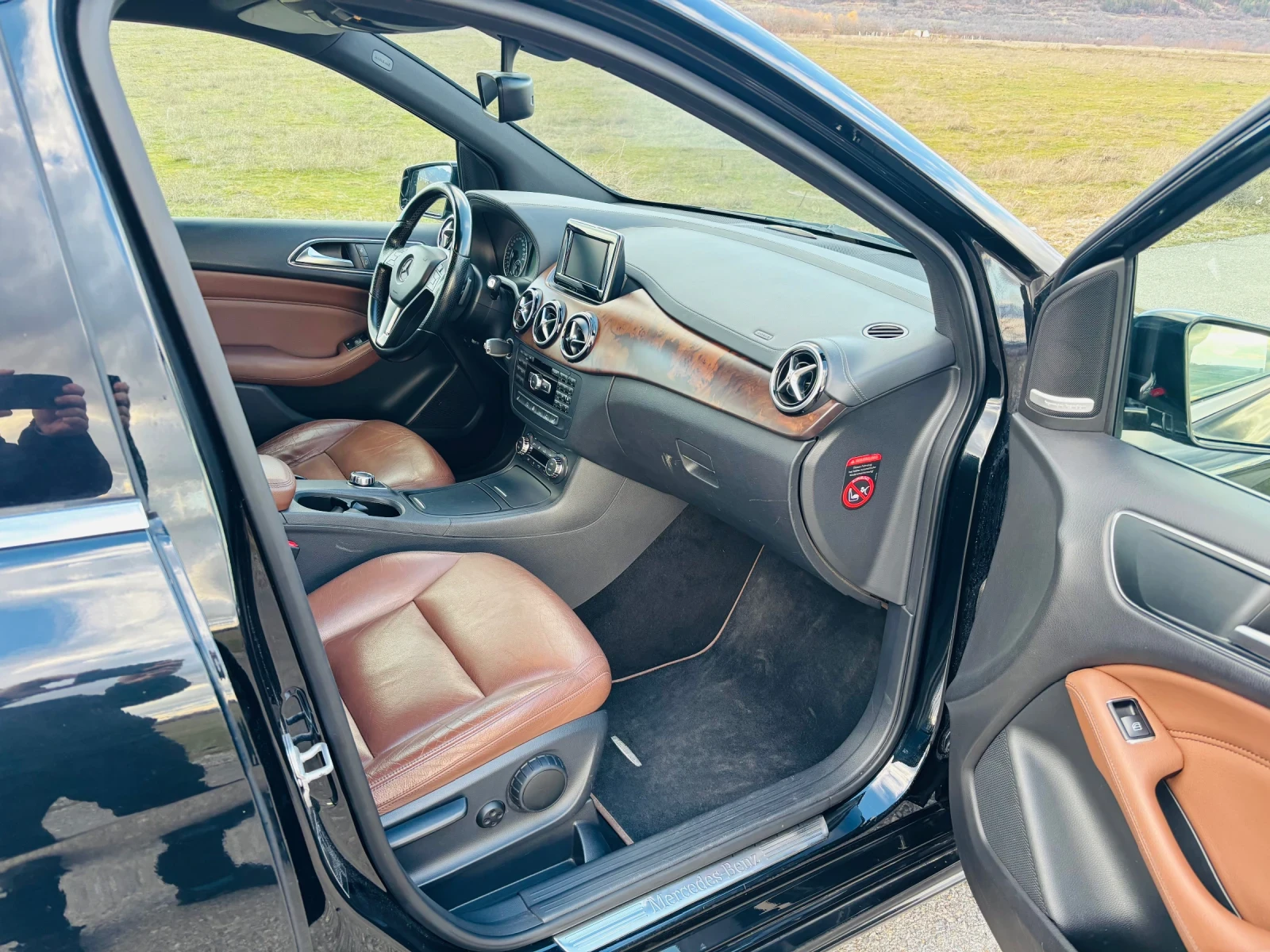 Mercedes-Benz B 200 FACELIFT, снимка 16 - Автомобили и джипове - 54724338