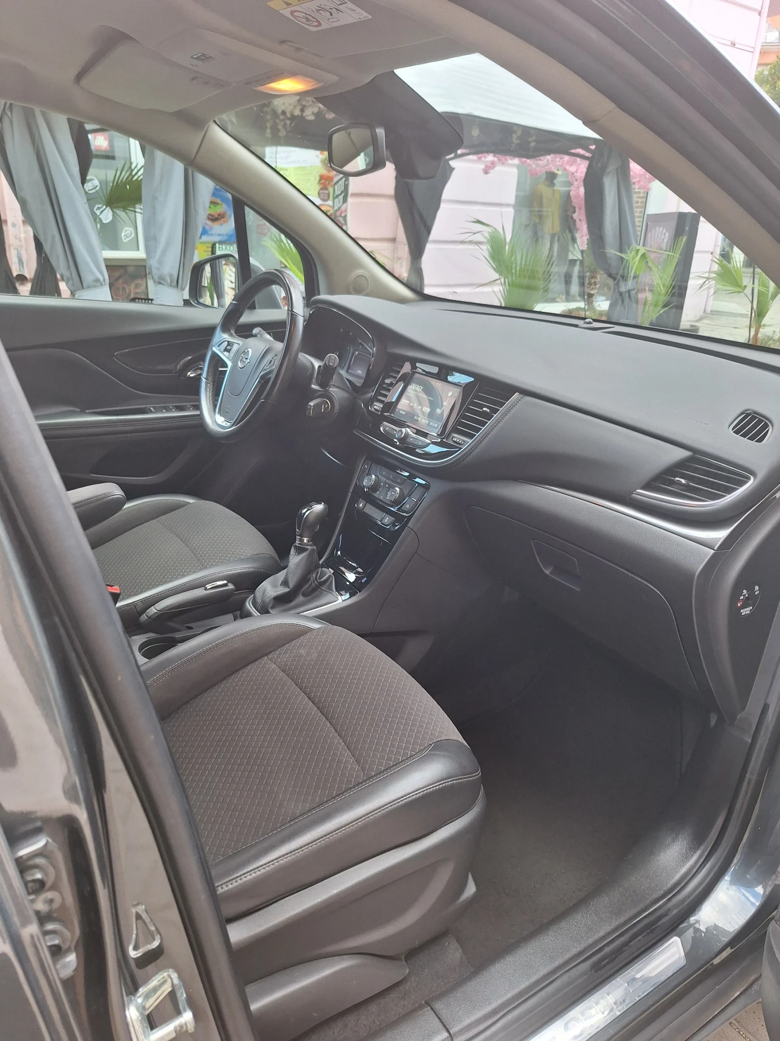 Opel Mokka X, снимка 9 - Автомобили и джипове - 55270369