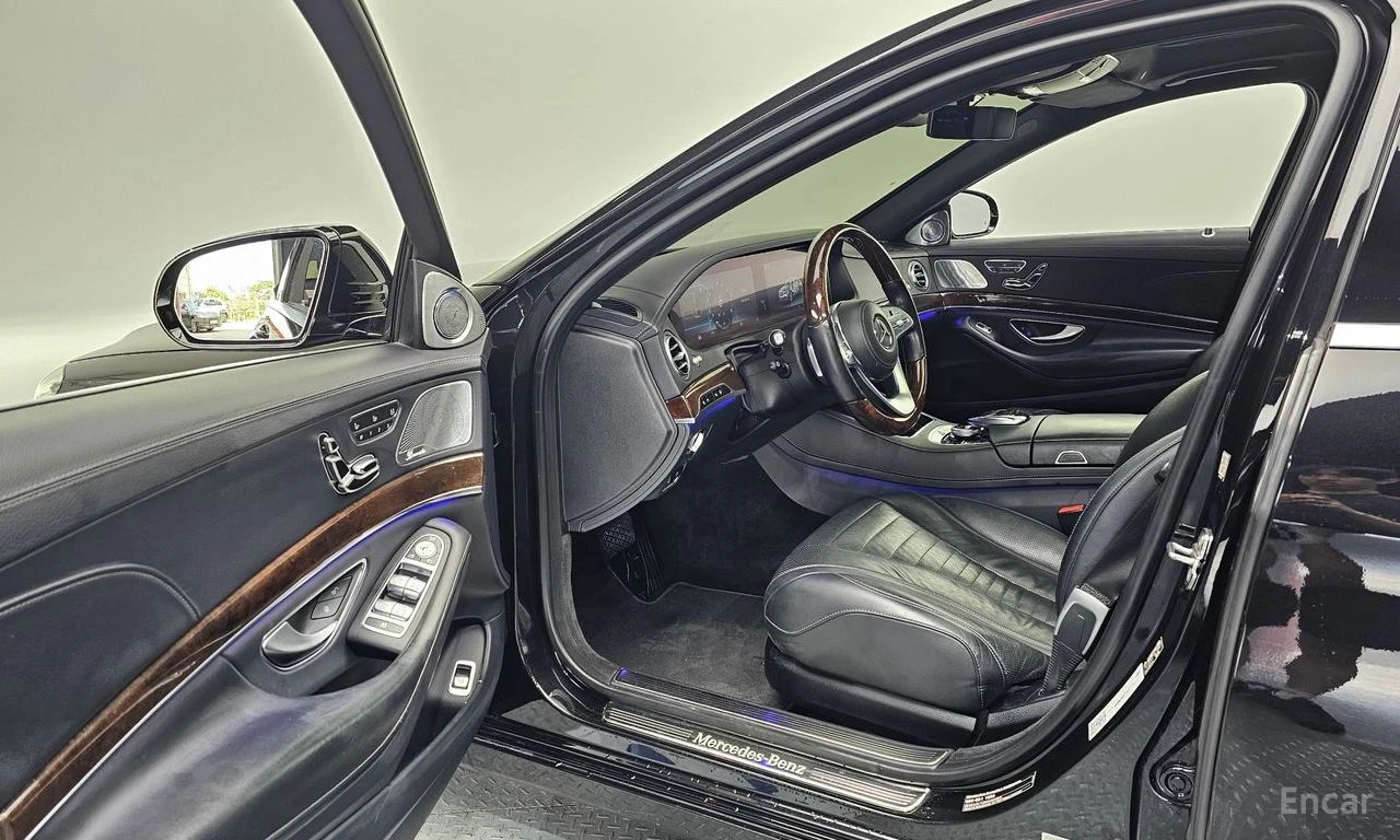 Mercedes-Benz S 560 L* 4MATIC* BURMESTER* ОБДУХВАНЕ* МАСАЖ* , снимка 5 - Автомобили и джипове - 55727893