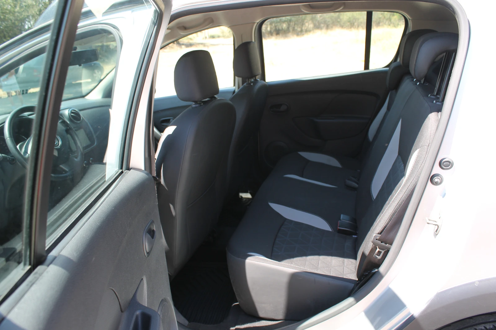 Dacia Sandero 228000км., ИТАЛИЯ, НОВ ВНОС, evro 5B, снимка 10 - Автомобили и джипове - 55737972