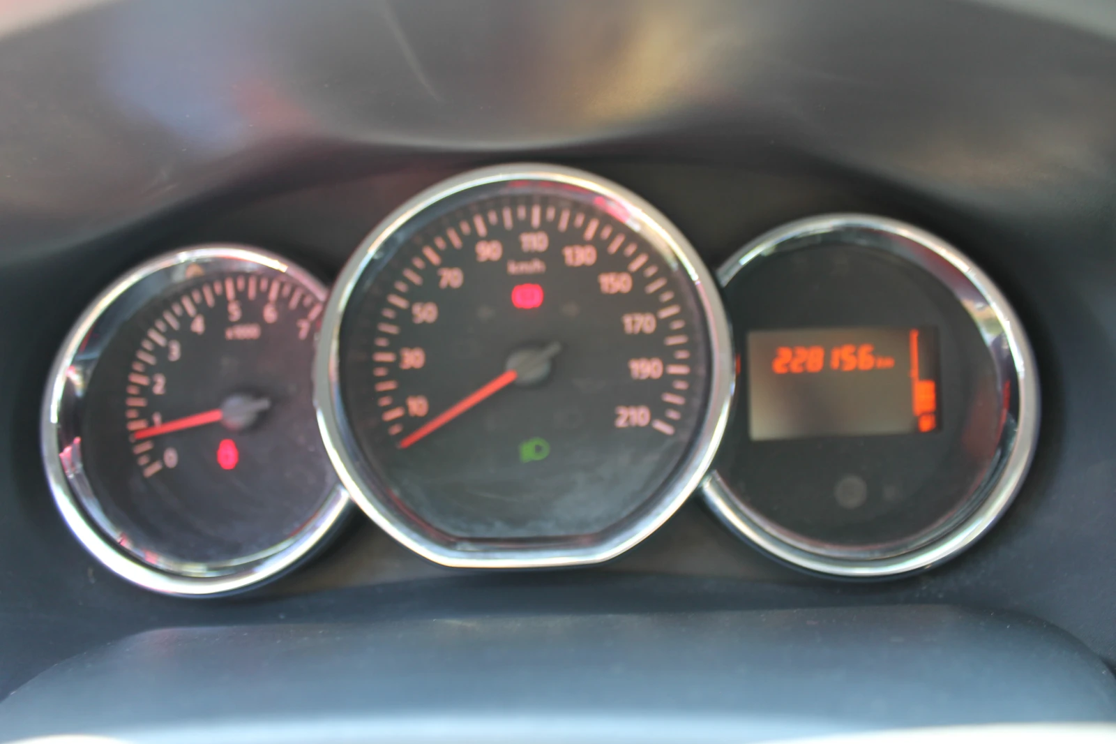 Dacia Sandero 228000км., ИТАЛИЯ, НОВ ВНОС, evro 5B, снимка 13 - Автомобили и джипове - 55737972