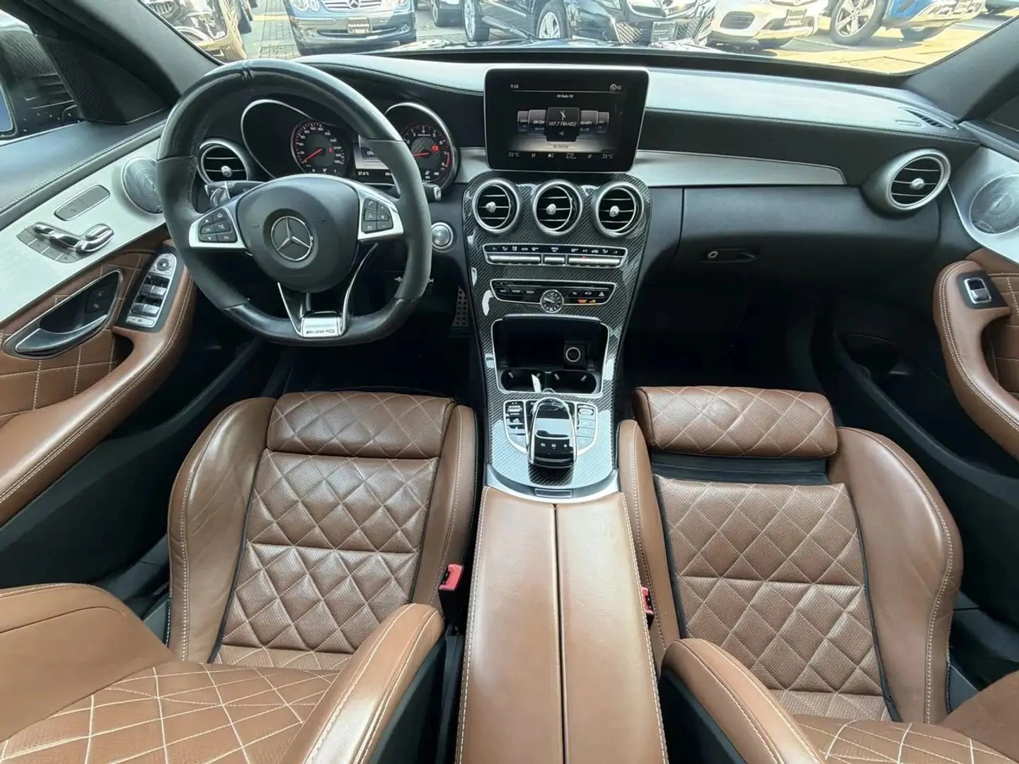 Mercedes-Benz C 63 AMG S* Premium Package* Carbon* ПАНО, снимка 15 - Автомобили и джипове - 55972122