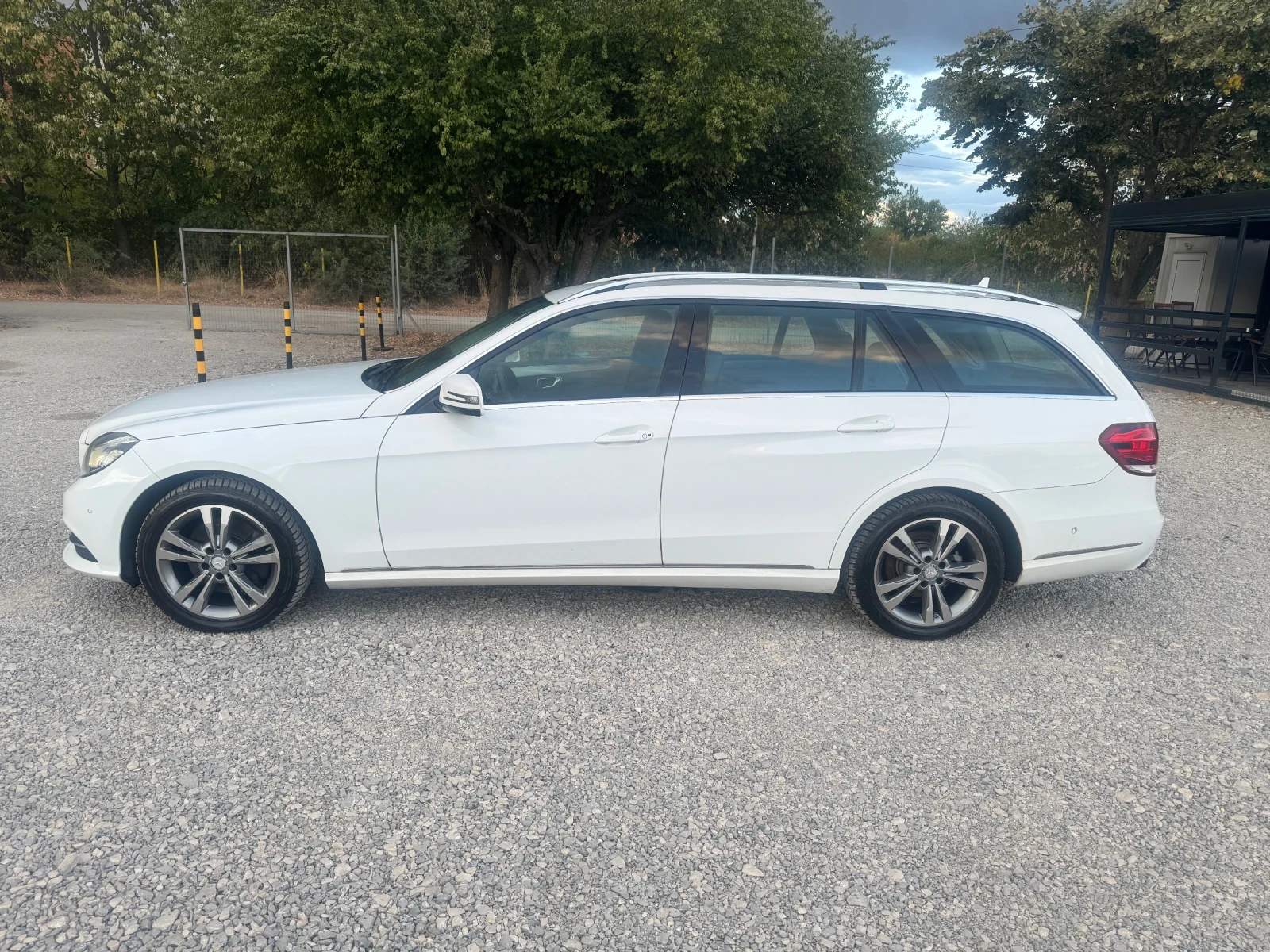 Mercedes-Benz E 250 4 matic-надува и губи антифриз, снимка 3 - Автомобили и джипове - 56183820