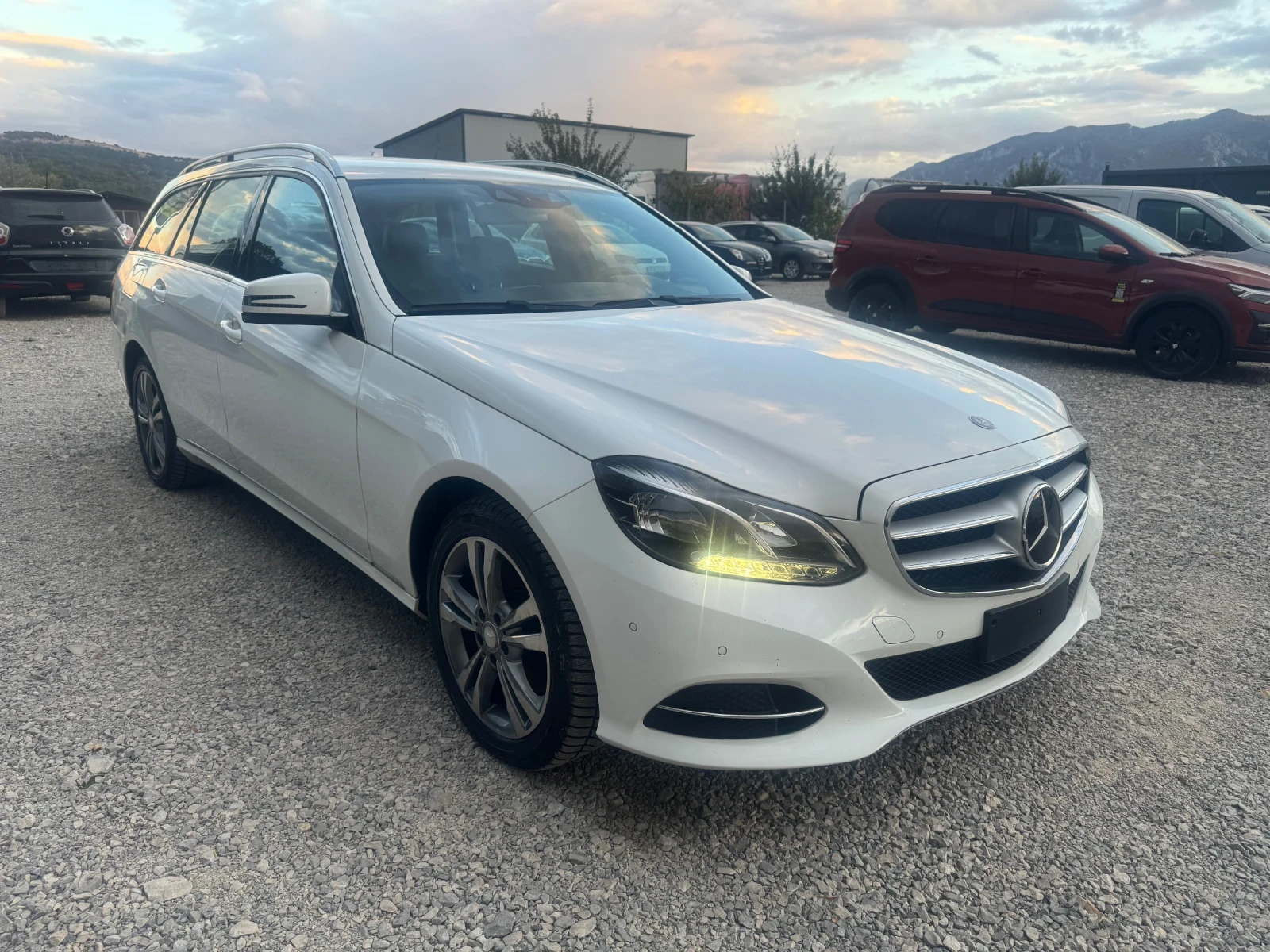Mercedes-Benz E 250 4 matic-надува и губи антифриз, снимка 8 - Автомобили и джипове - 56183820