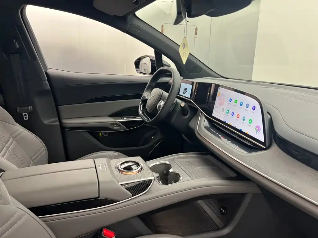 HongQi H9 Tian Gong 08 2025 680 Ultra AWD | Mobile.bg � ����������� 12