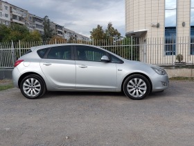 Opel Astra 1.7CDTi COSMO/SPORT NAVI КОЖА 6ск FACELIFT 5 БРОЯ, снимка 12