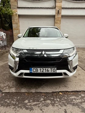 Обява за продажба на Mitsubishi Outlander 2.5 PHVE Plug-in Hybrid БАРТЕР ~37 999 лв. - изображение 1