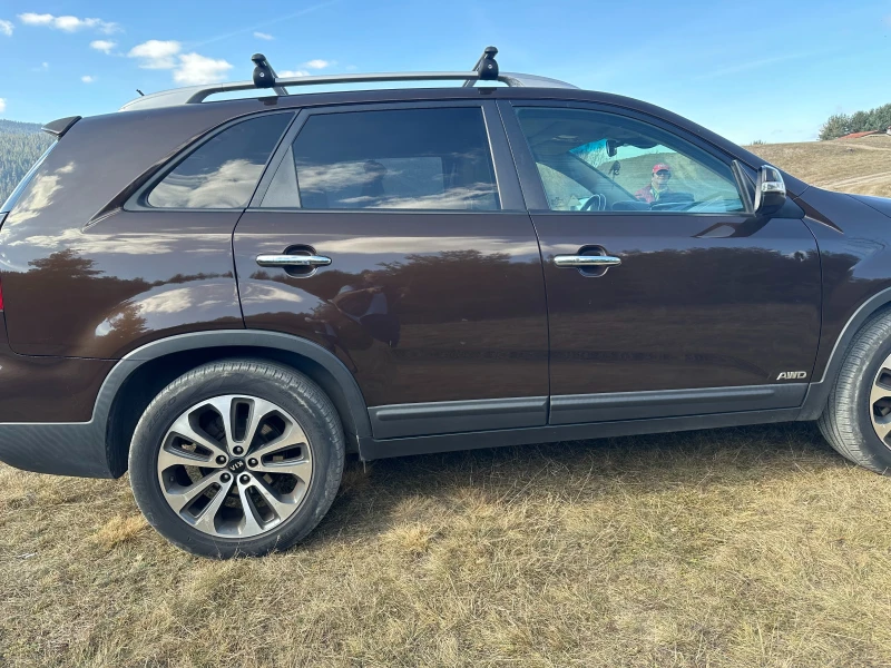 Kia Sorento, снимка 8 - Автомобили и джипове - 47803199